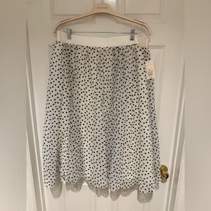 NWT Tulle heart black and white midi skirt